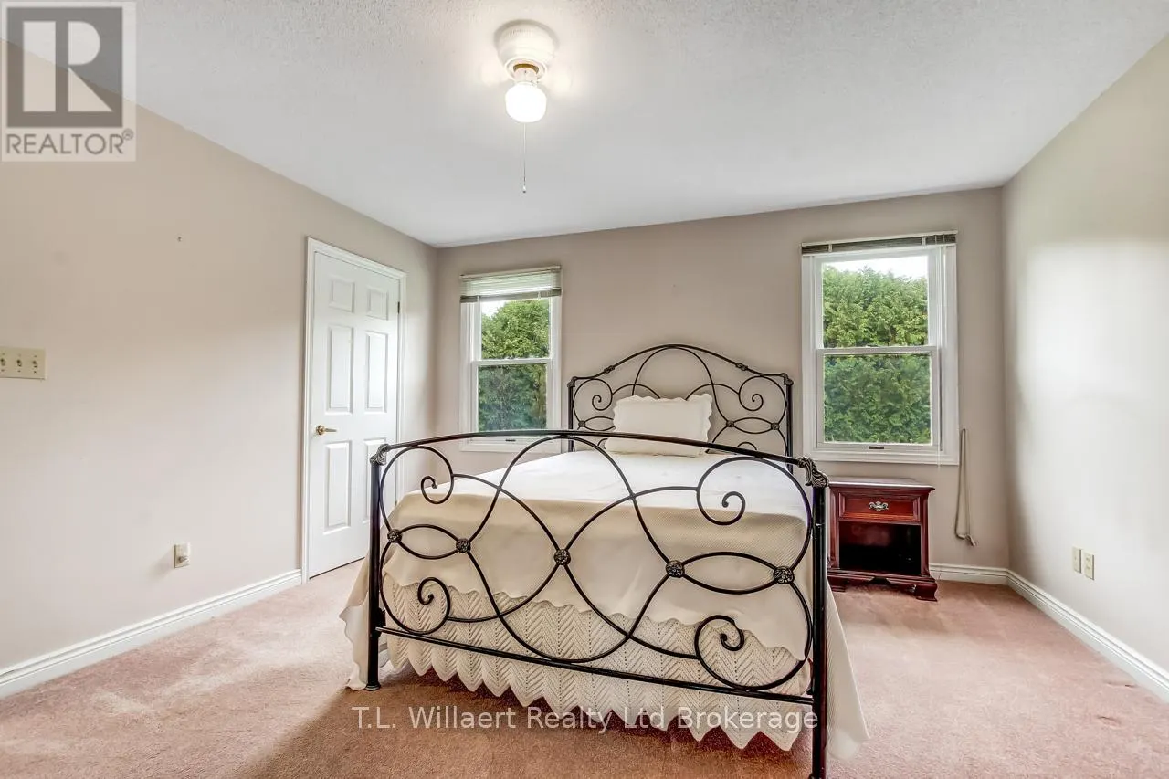 8 WILSON AVENUE
