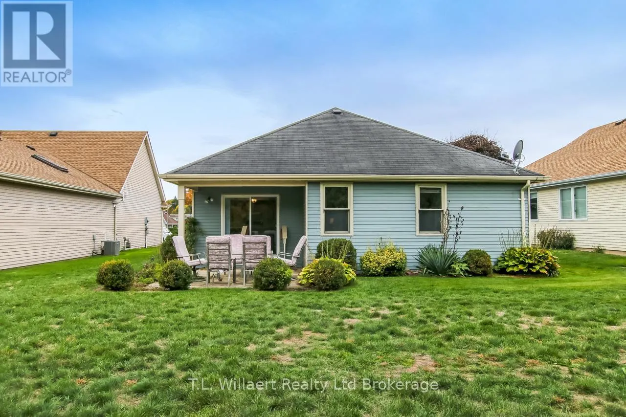8 WILSON AVENUE