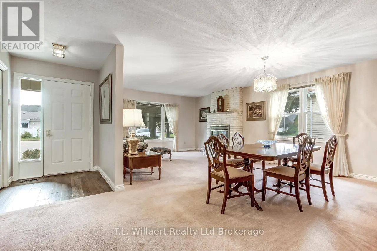 8 WILSON AVENUE