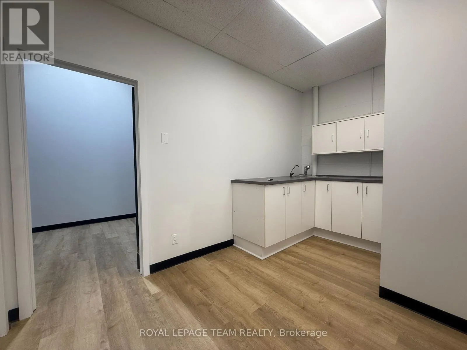 116 - 2700 LANCASTER ROAD