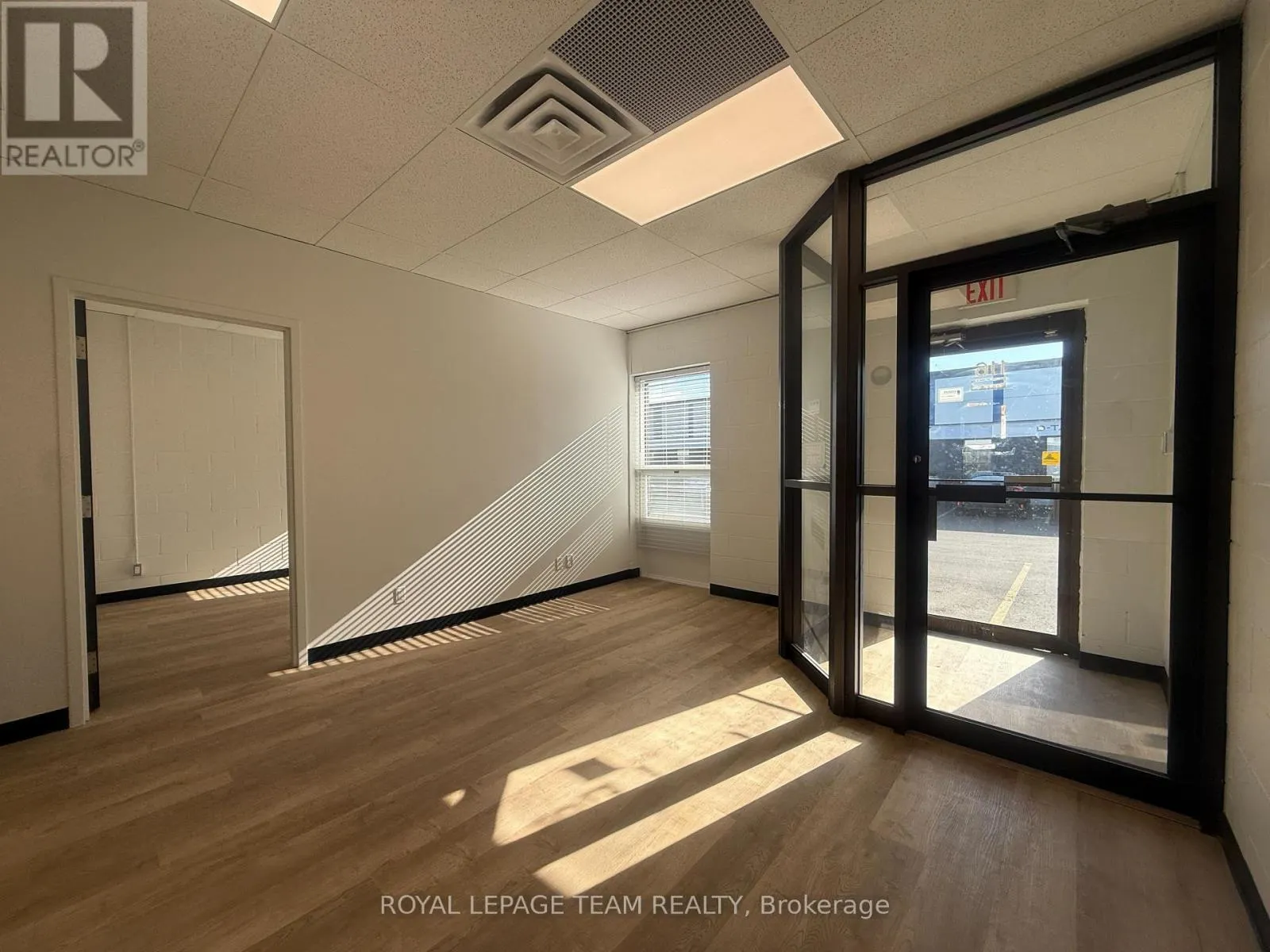 116 - 2700 LANCASTER ROAD