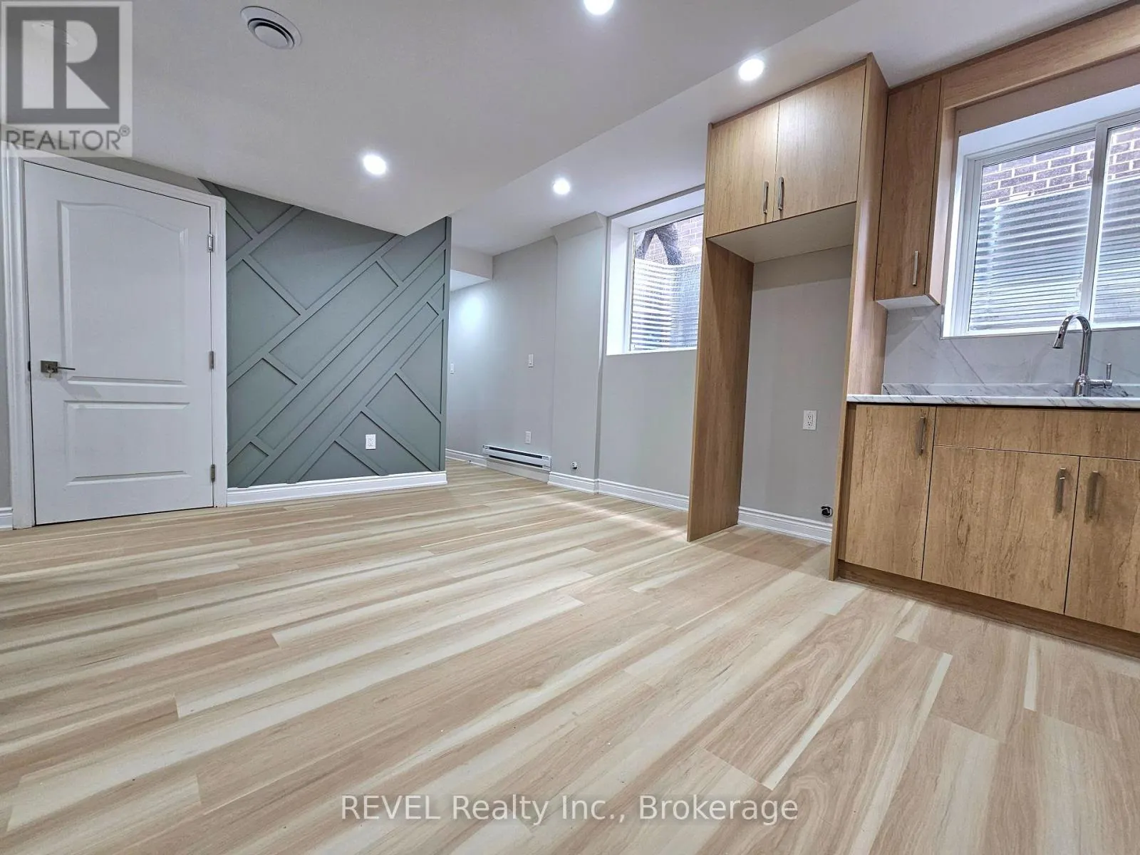 BASEMENT - 54 MCLAUGHLIN STREET, #BASEMENT