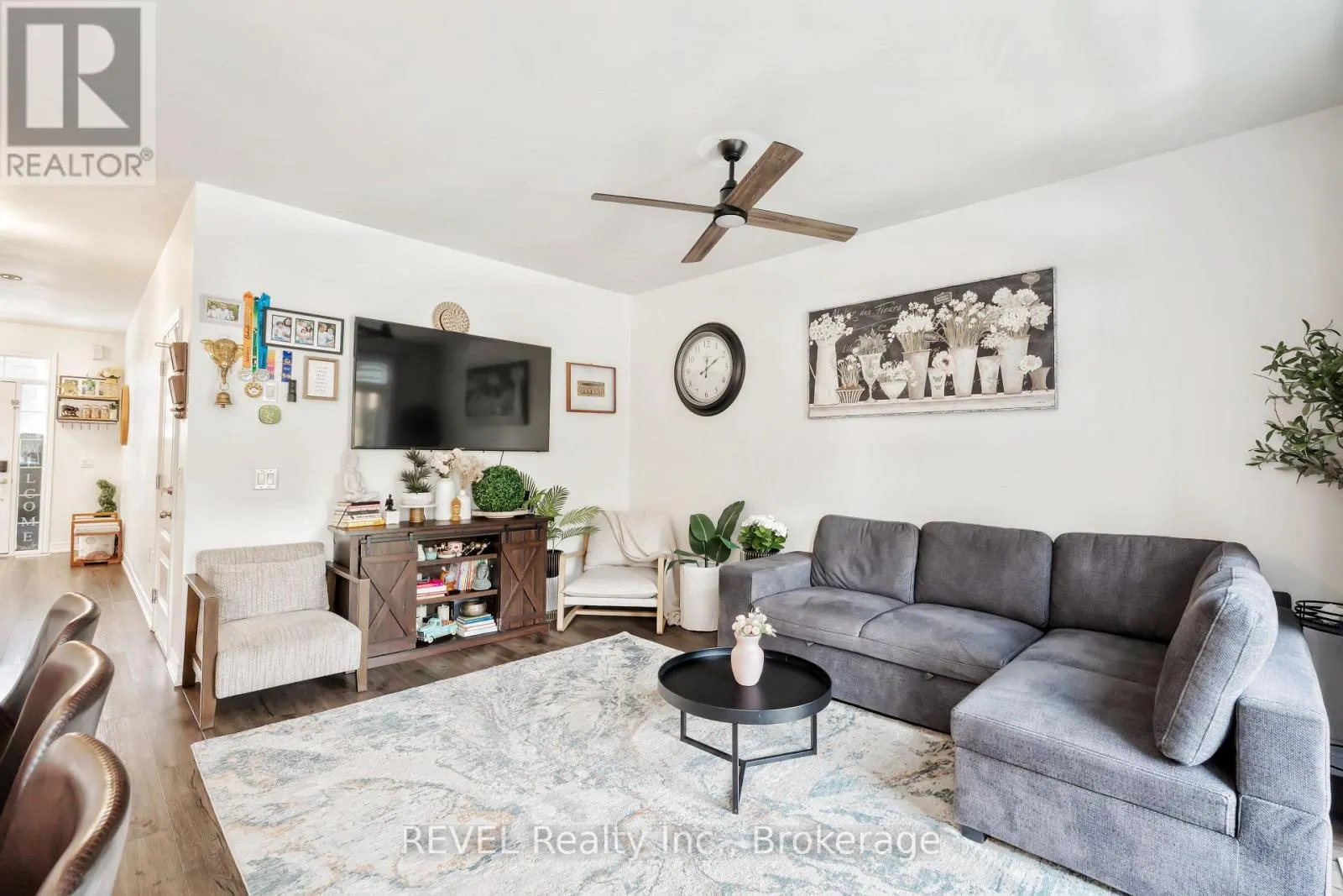 10 DAMUDE AVENUE