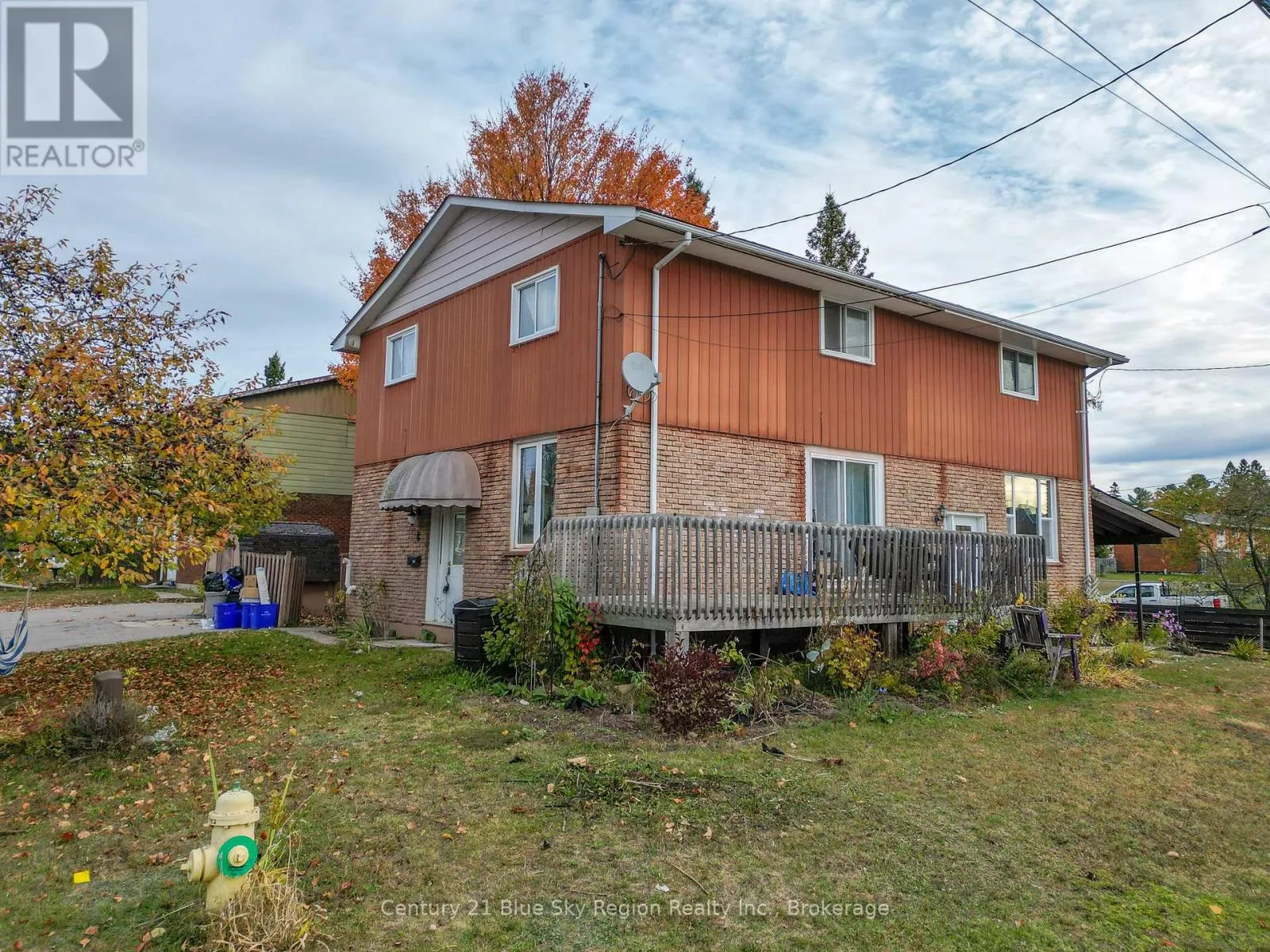 4 SOVEREIGN DRIVE