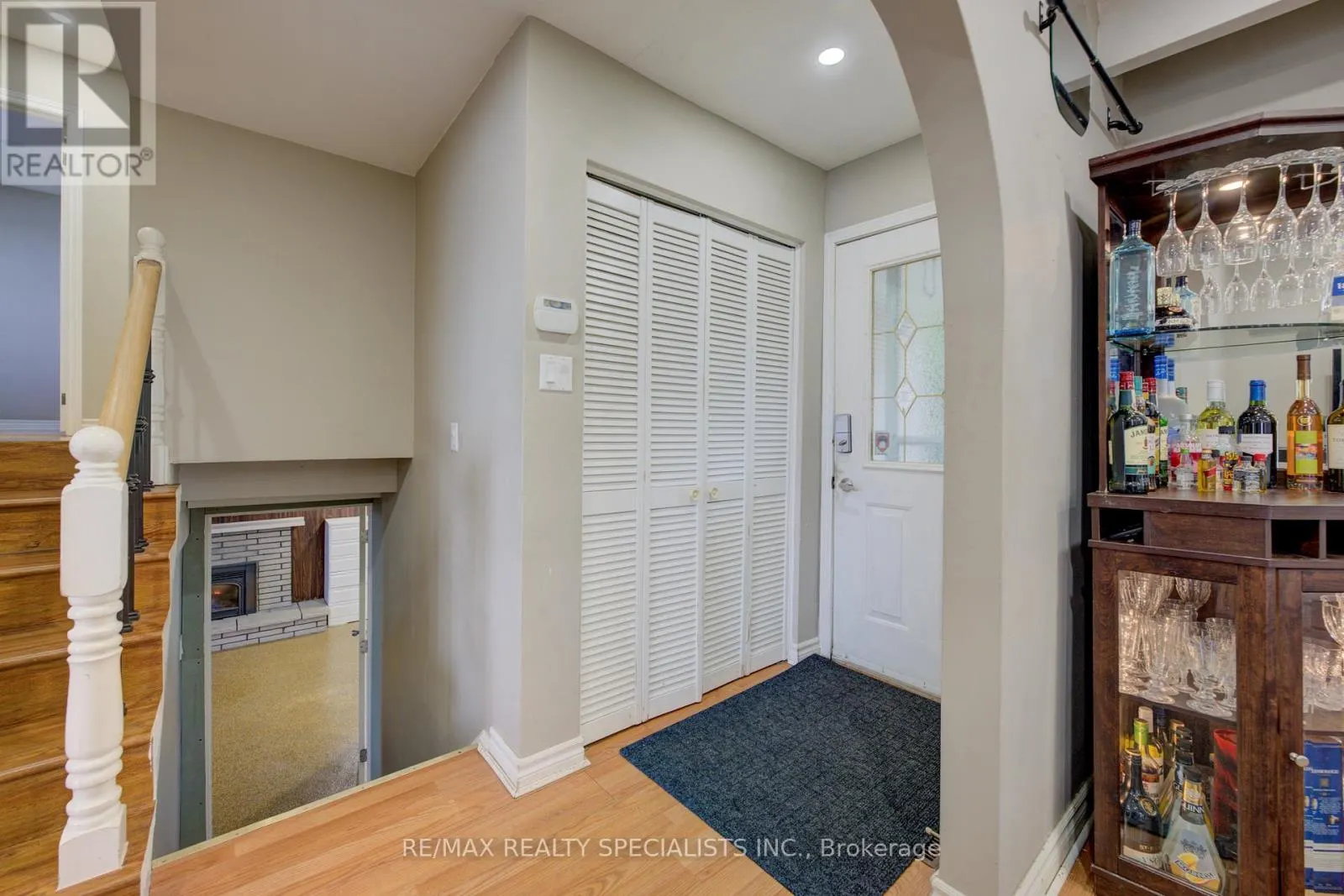 46 SEABREEZE CRESCENT