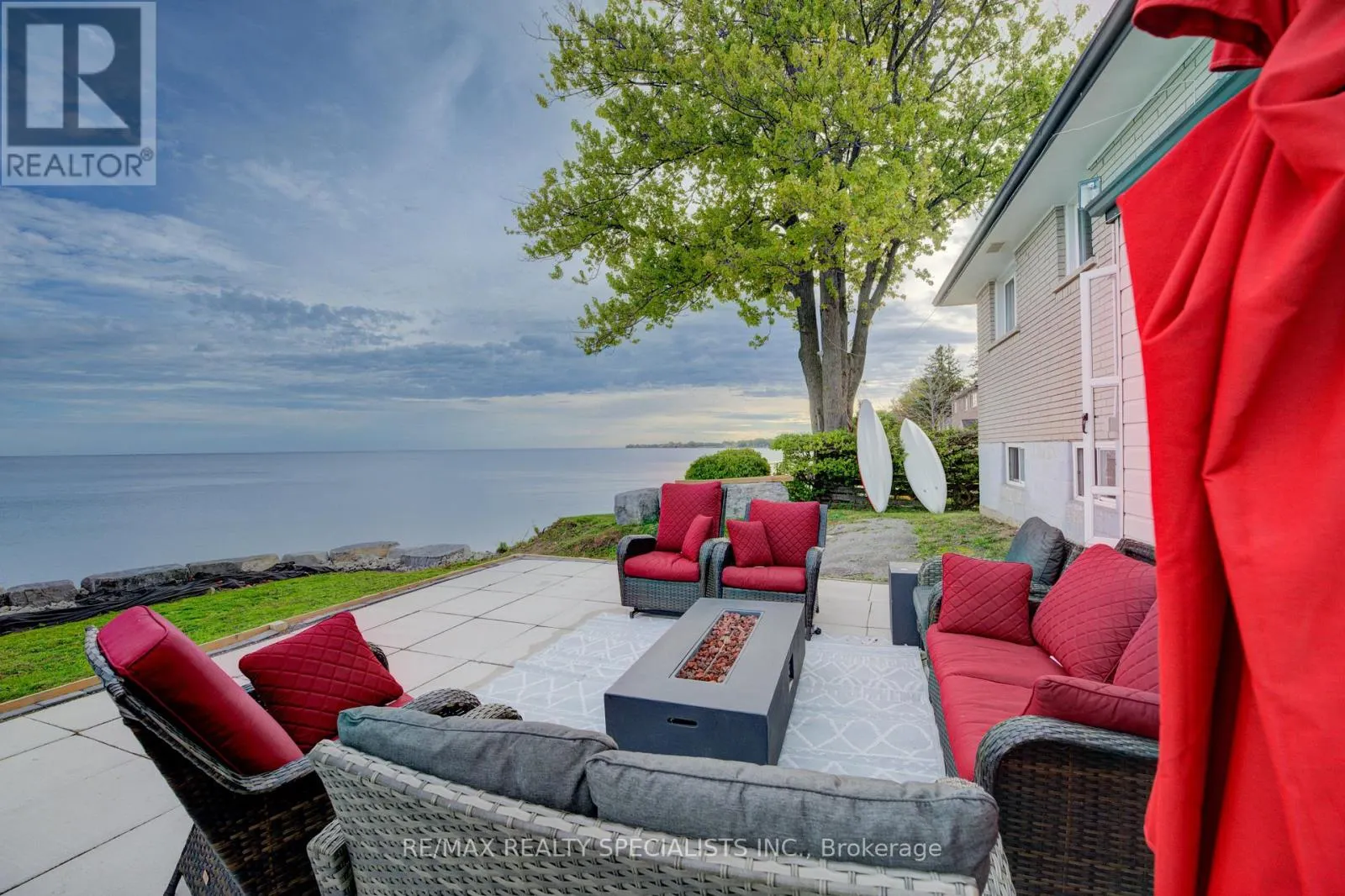 46 SEABREEZE CRESCENT