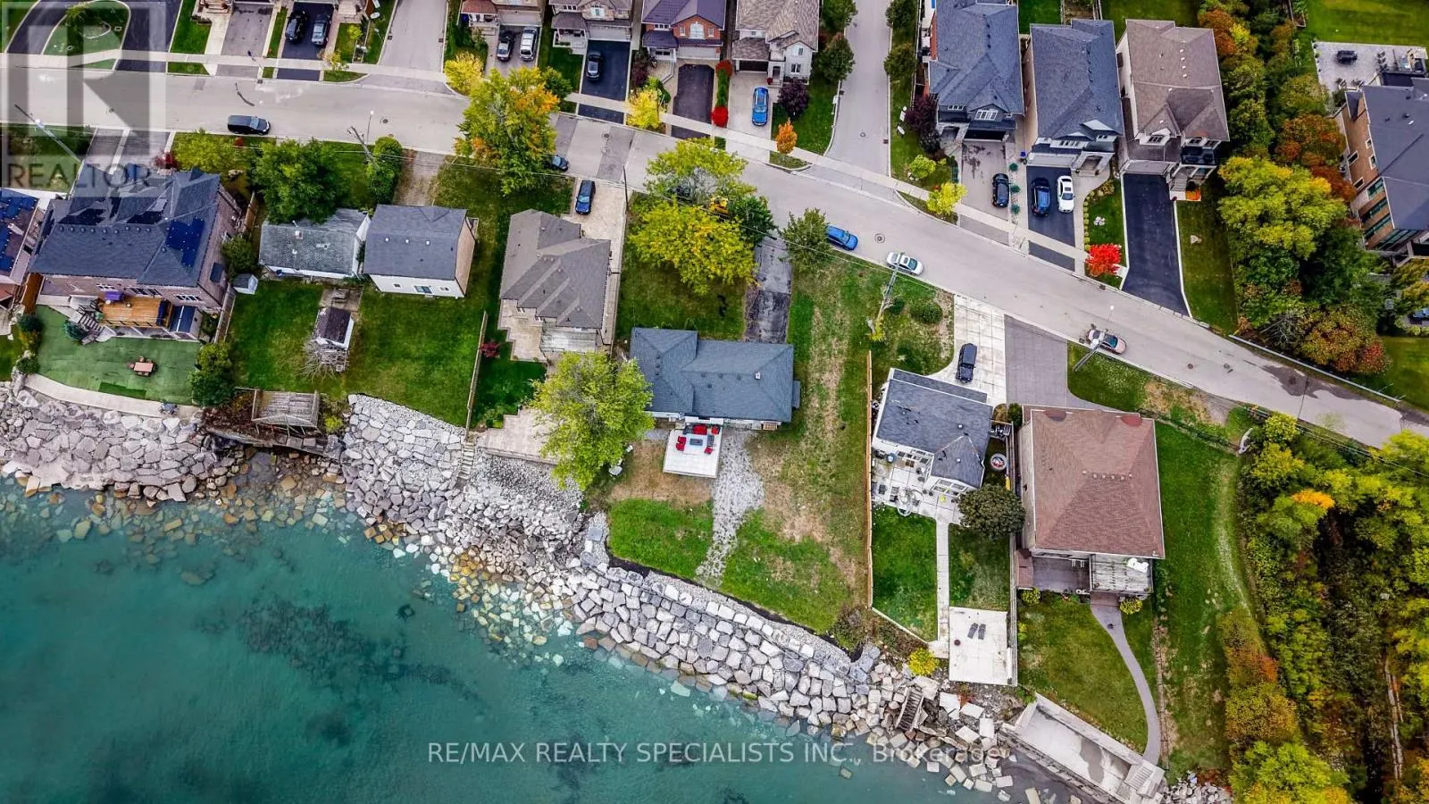 46 SEABREEZE CRESCENT