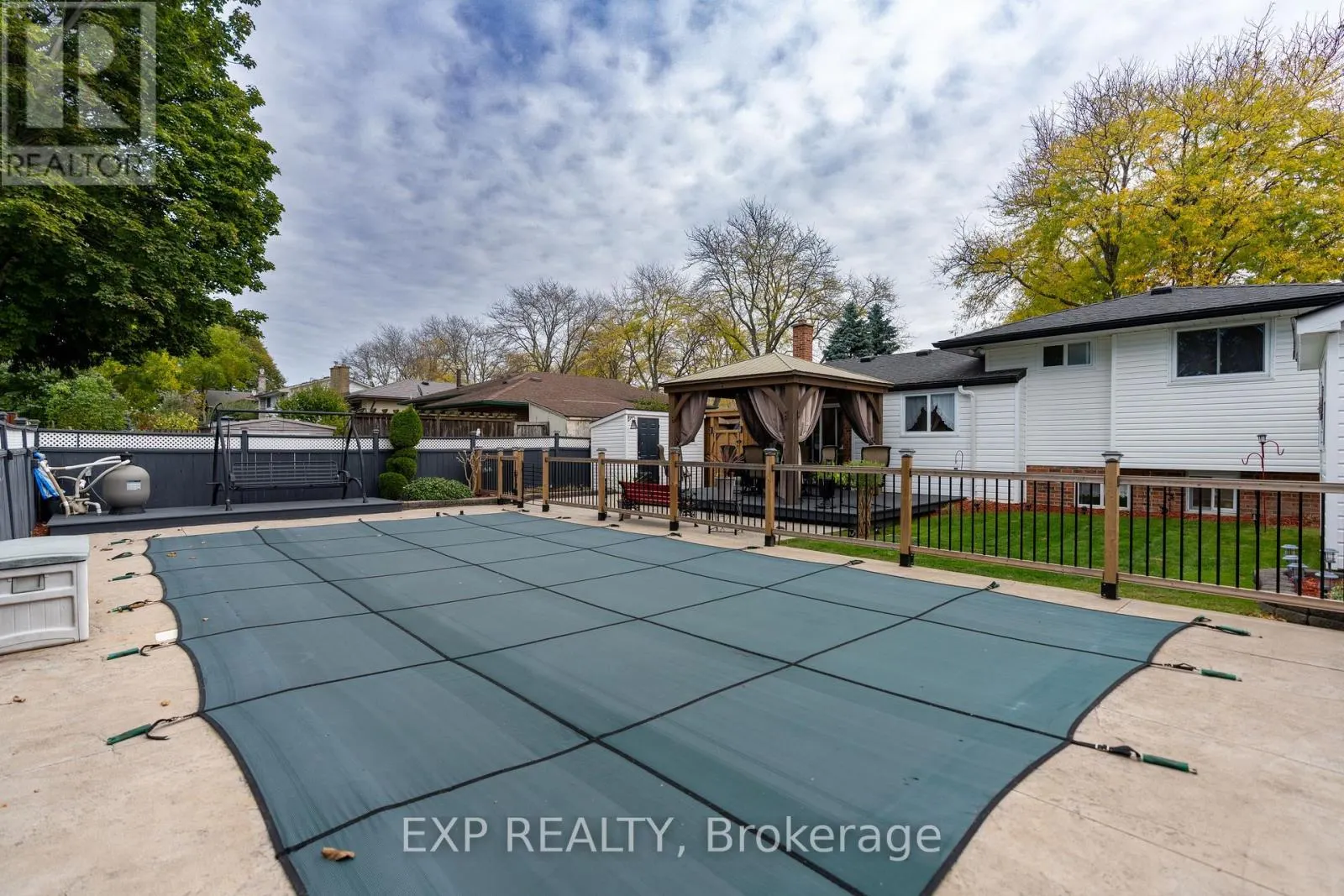 7141 ROSSEAU PLACE