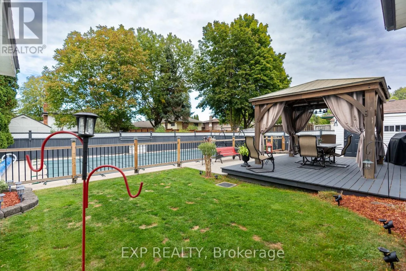 7141 ROSSEAU PLACE
