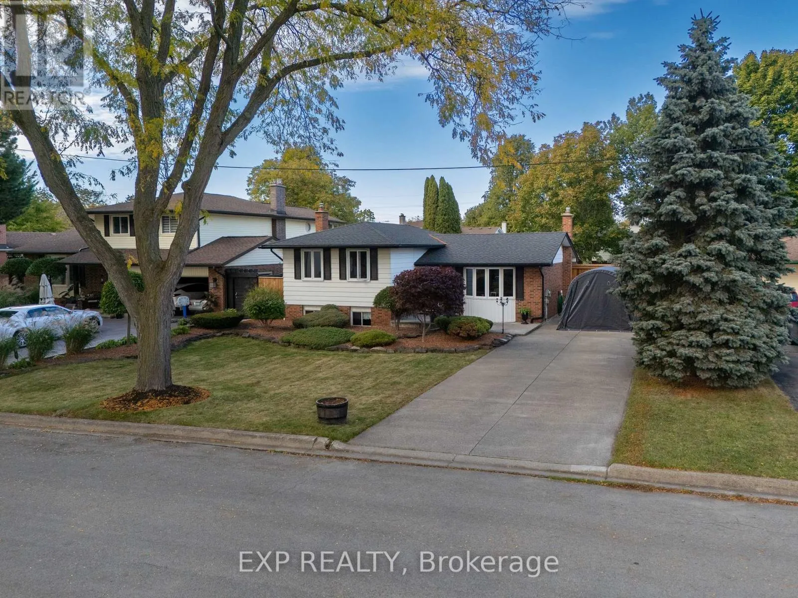 7141 ROSSEAU PLACE