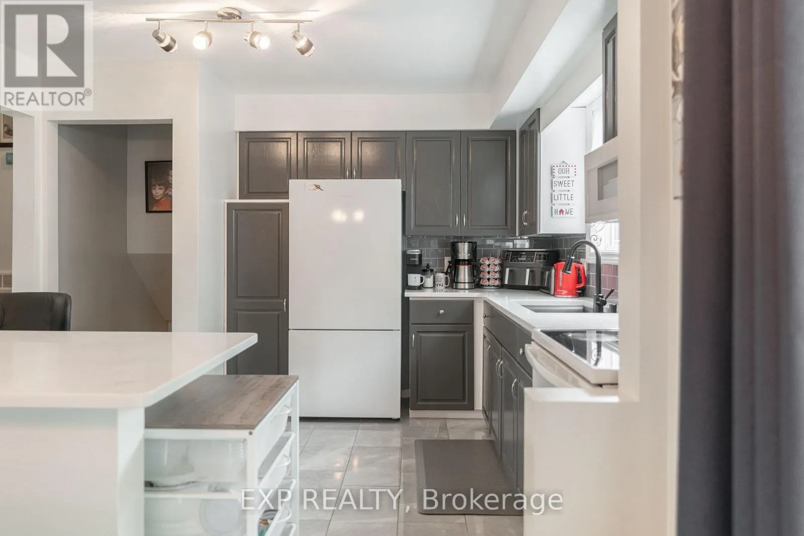 7141 ROSSEAU PLACE