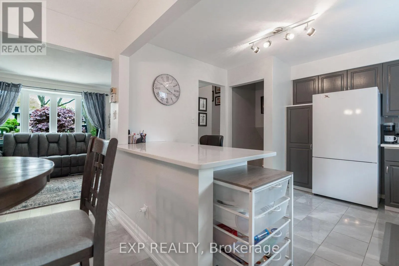 7141 ROSSEAU PLACE