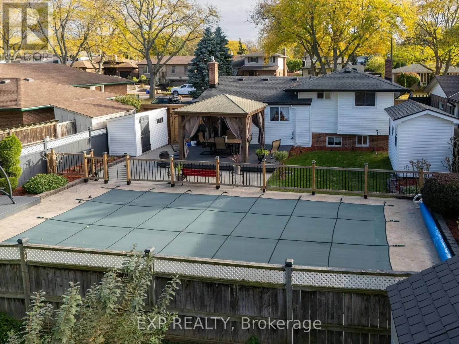 7141 ROSSEAU PLACE