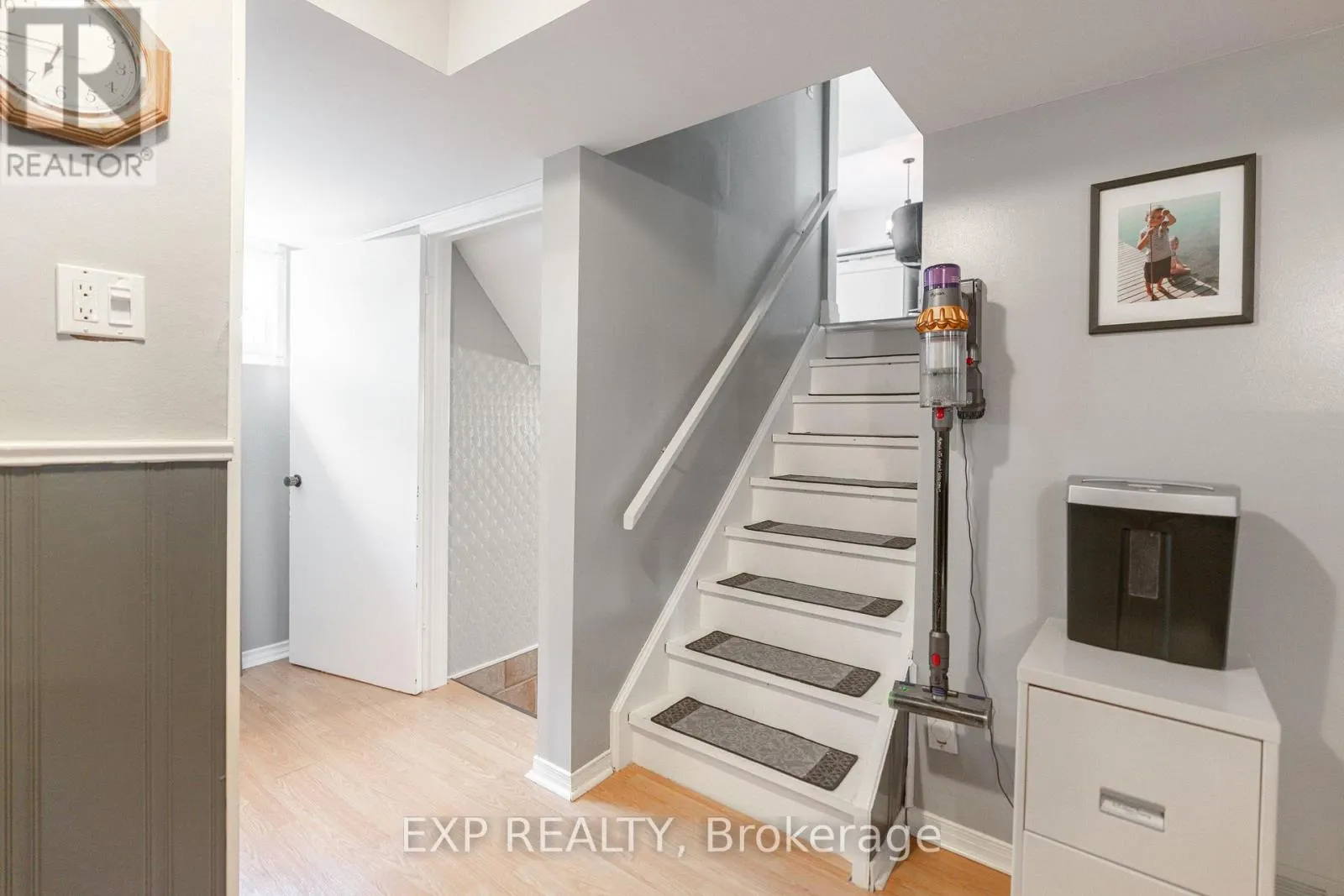 7141 ROSSEAU PLACE