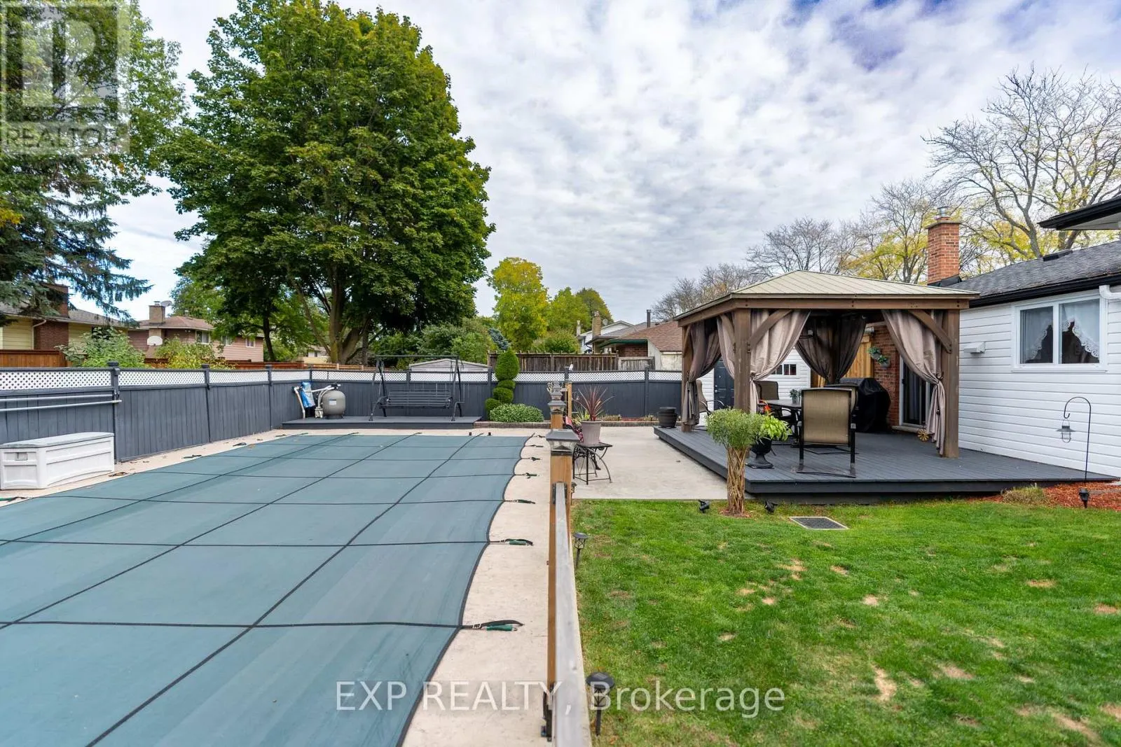 7141 ROSSEAU PLACE