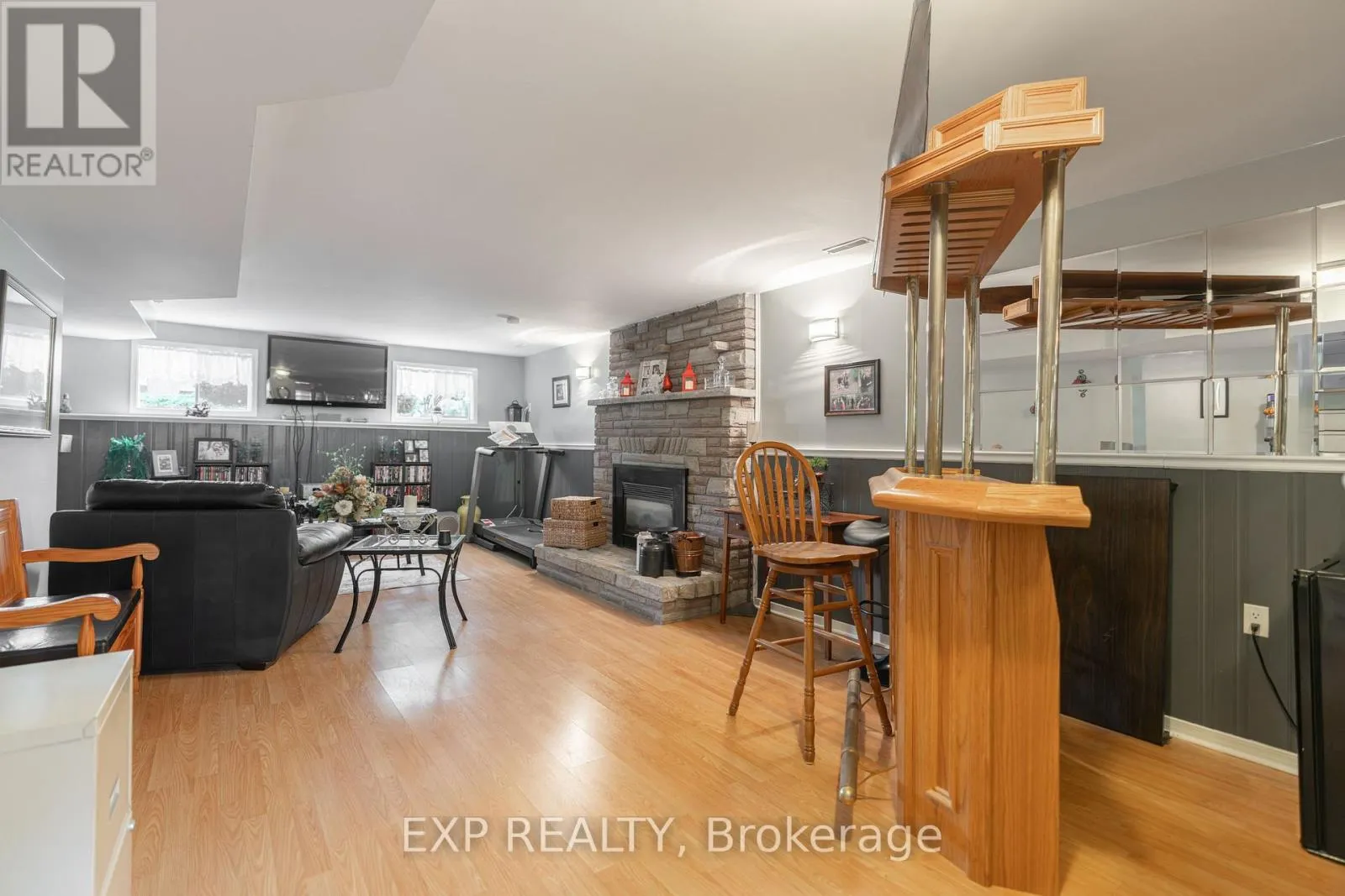 7141 ROSSEAU PLACE