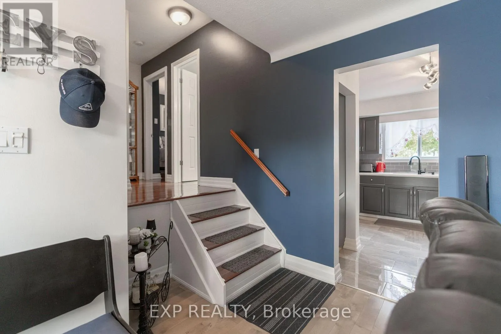 7141 ROSSEAU PLACE