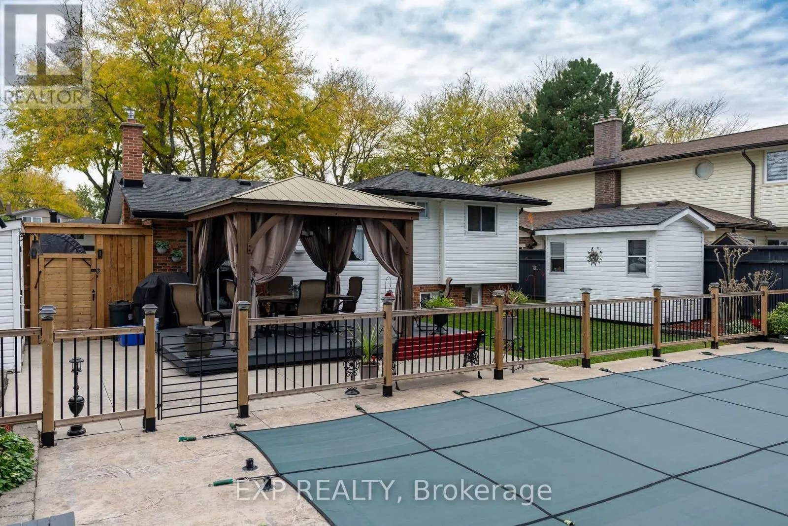 7141 ROSSEAU PLACE
