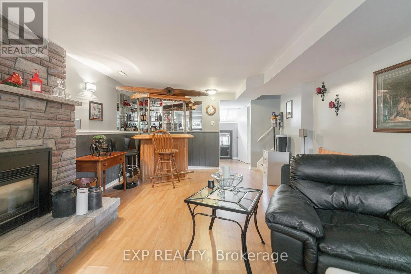 7141 ROSSEAU PLACE