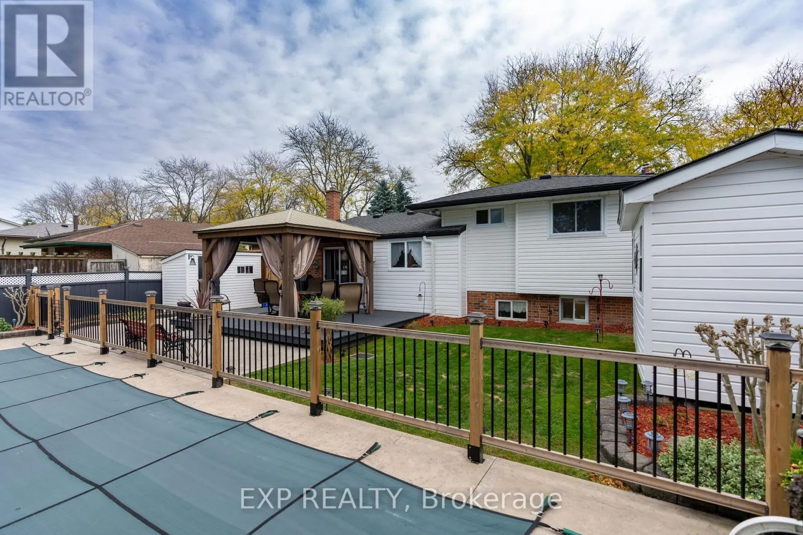 7141 ROSSEAU PLACE