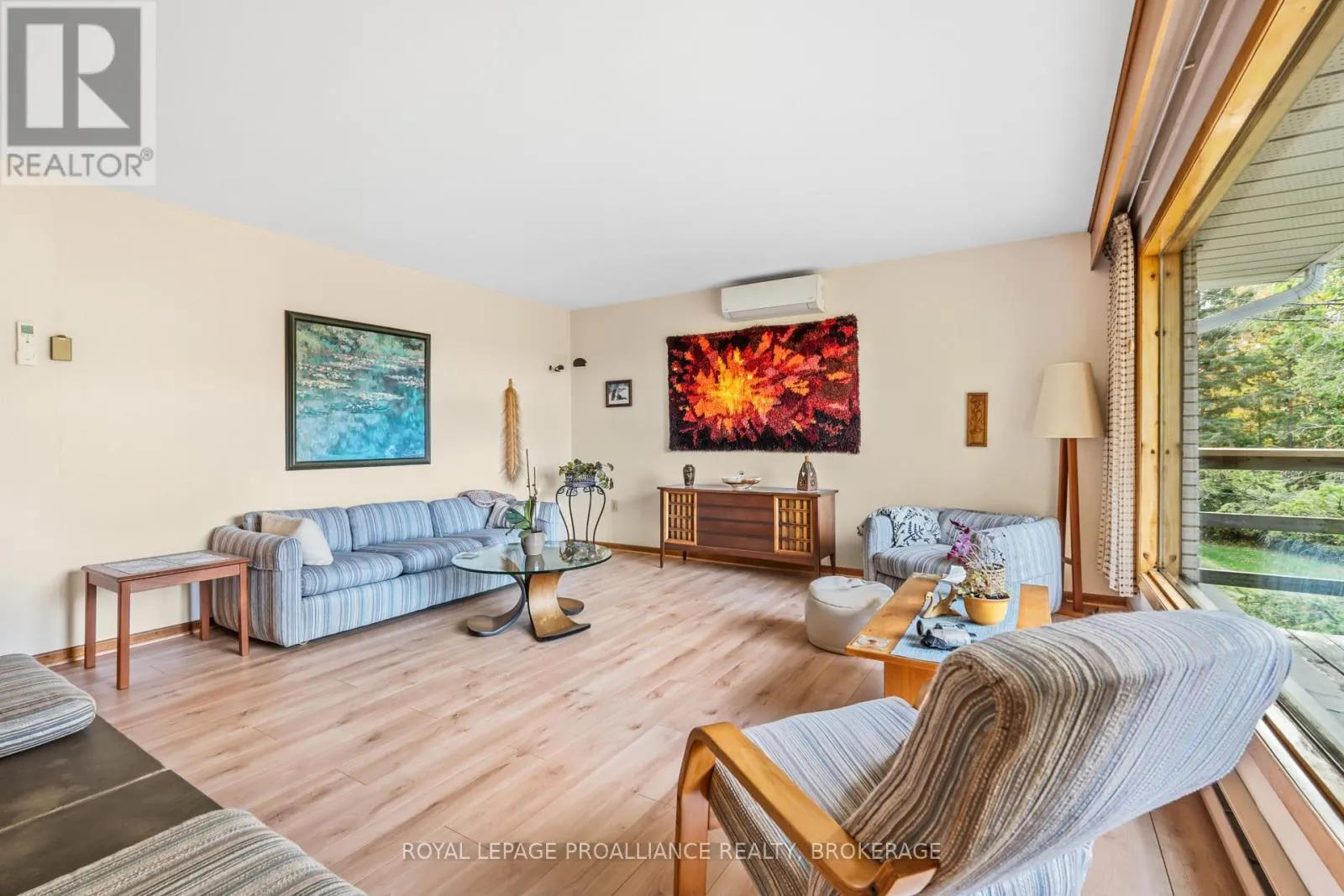 1125 LINCOLN DRIVE