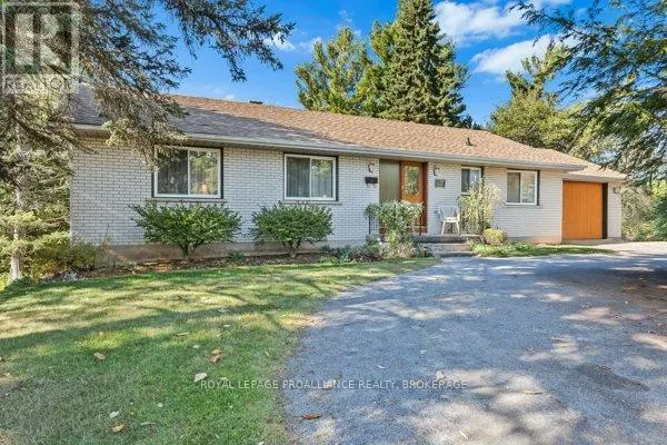 1125 LINCOLN DRIVE