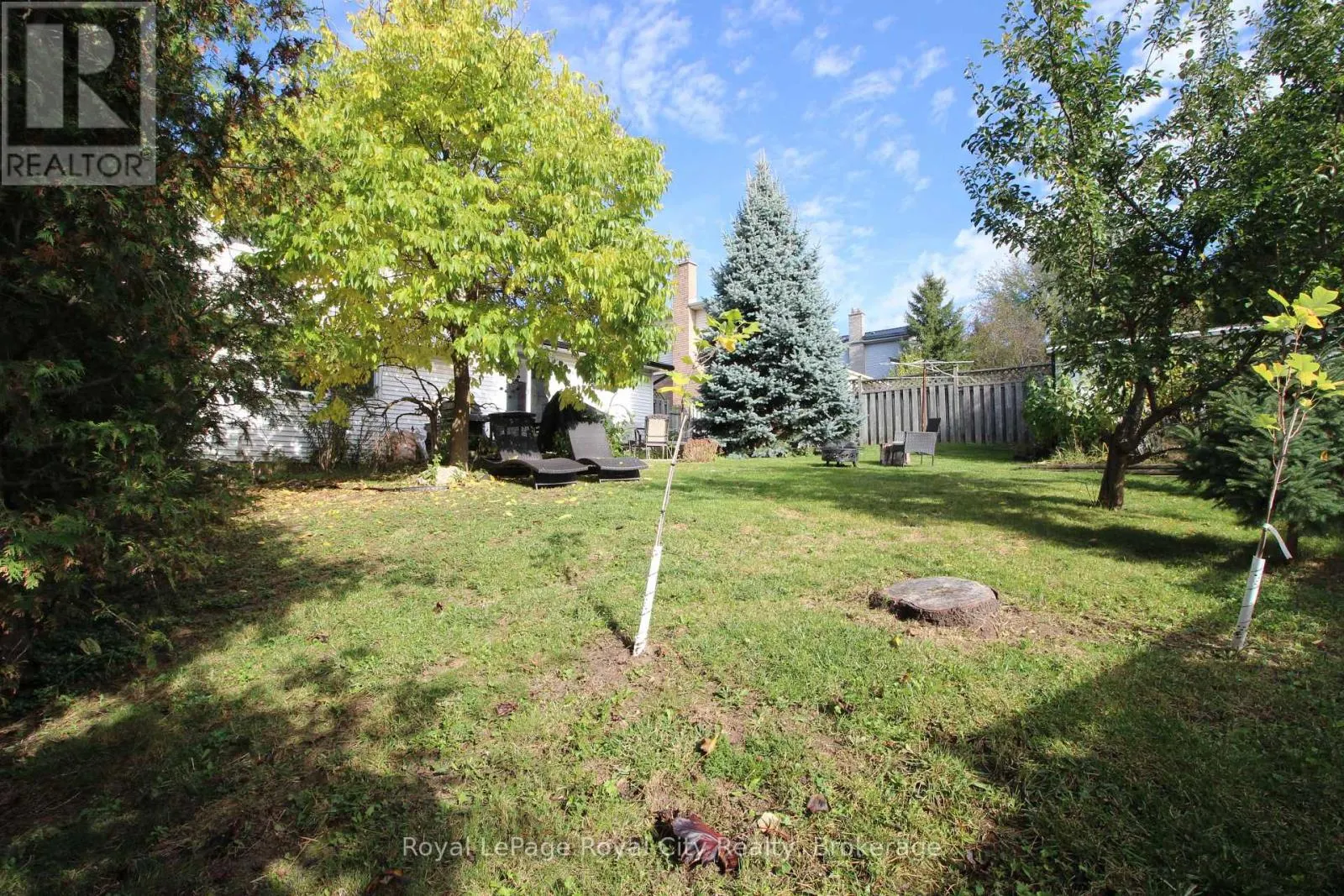 40 SHOEMAKER CRESCENT