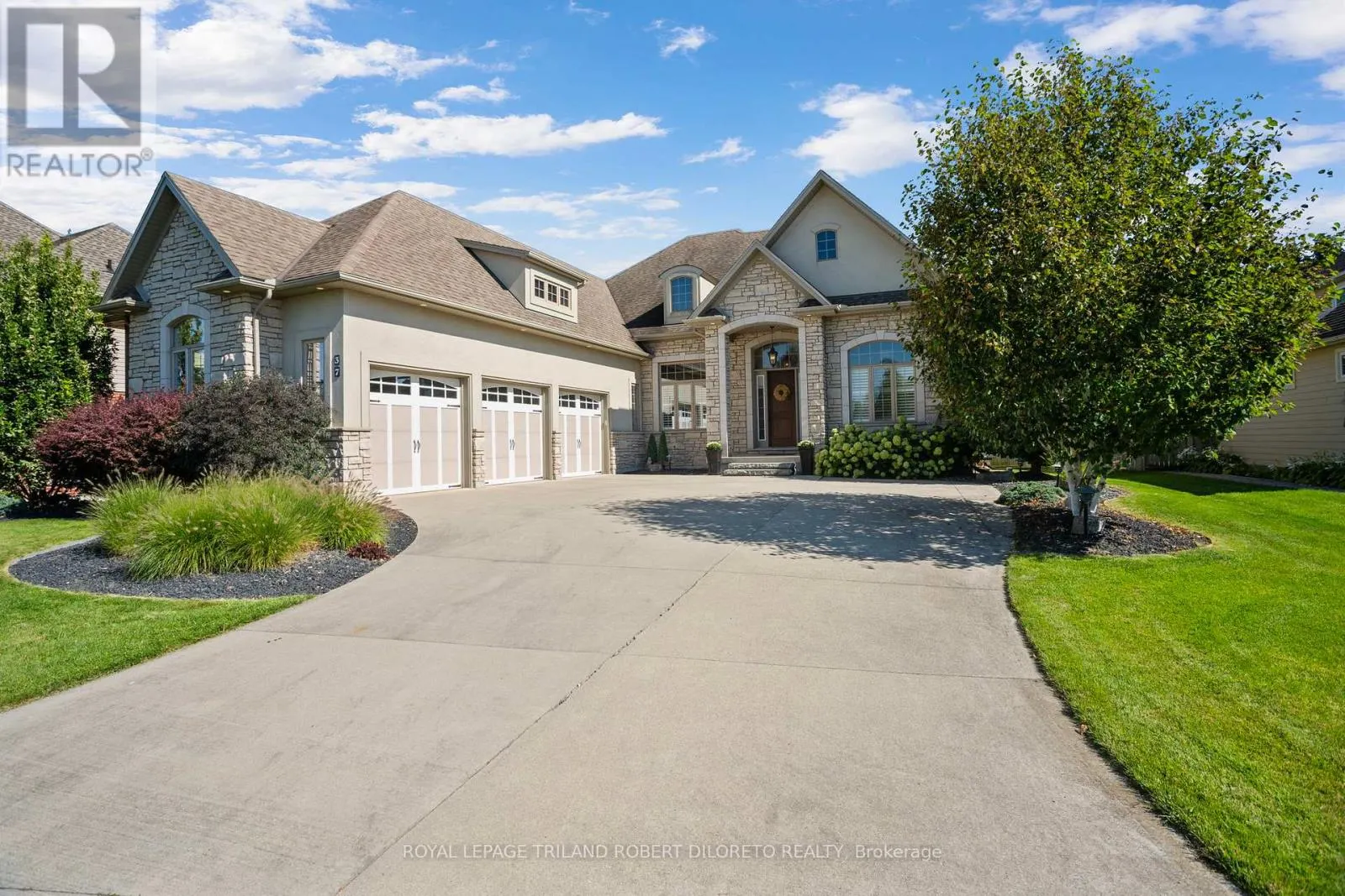 37 BARON CRESCENT