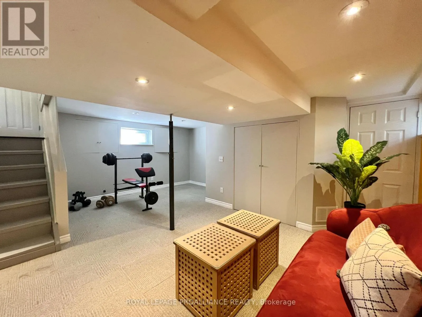 9 MOUNT PLEASANT ROAD