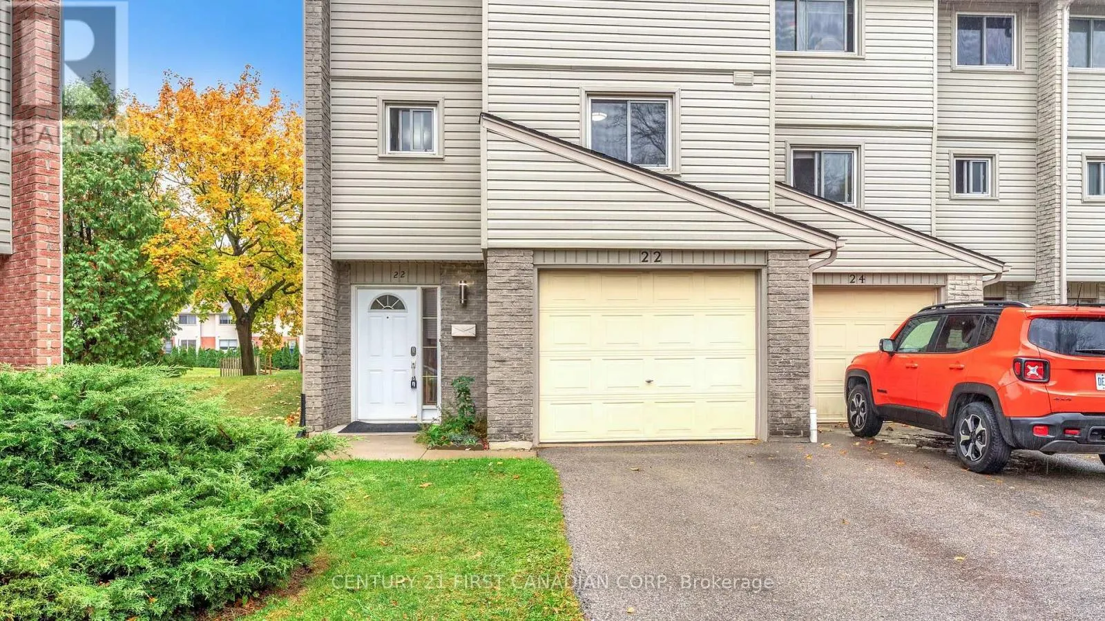 22 - 300 SANDRINGHAM CRESCENT, #22