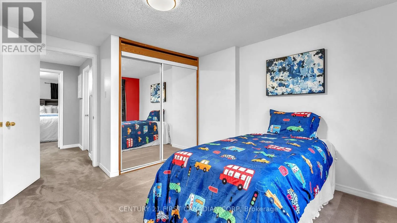 22 - 300 SANDRINGHAM CRESCENT, #22
