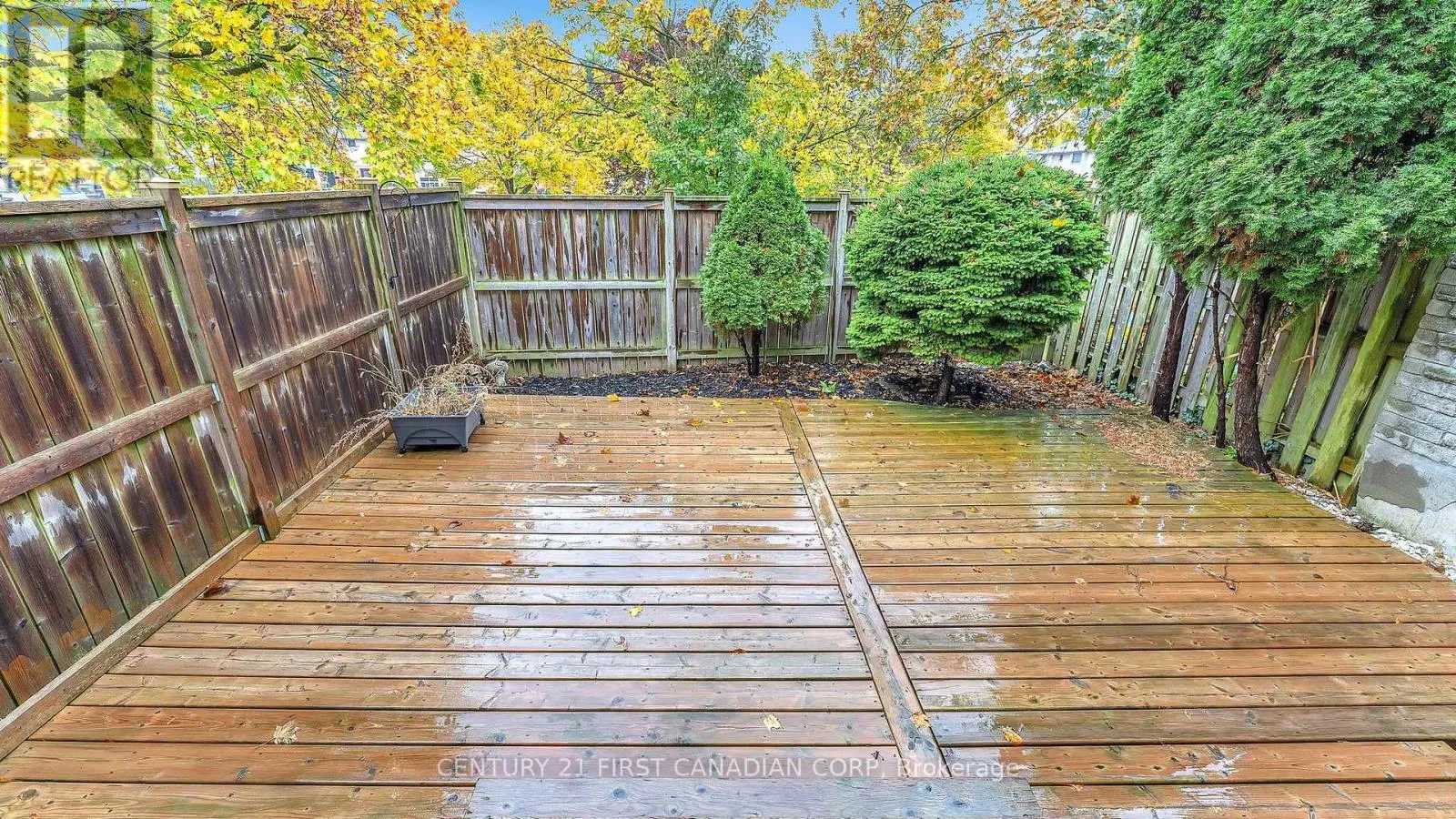 22 - 300 SANDRINGHAM CRESCENT, #22