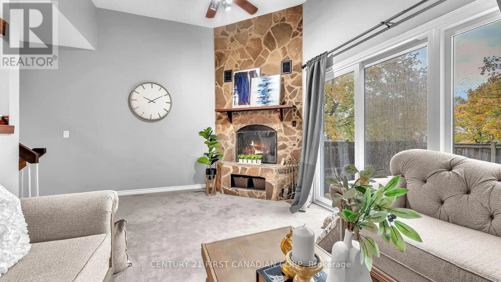 22 - 300 SANDRINGHAM CRESCENT, #22