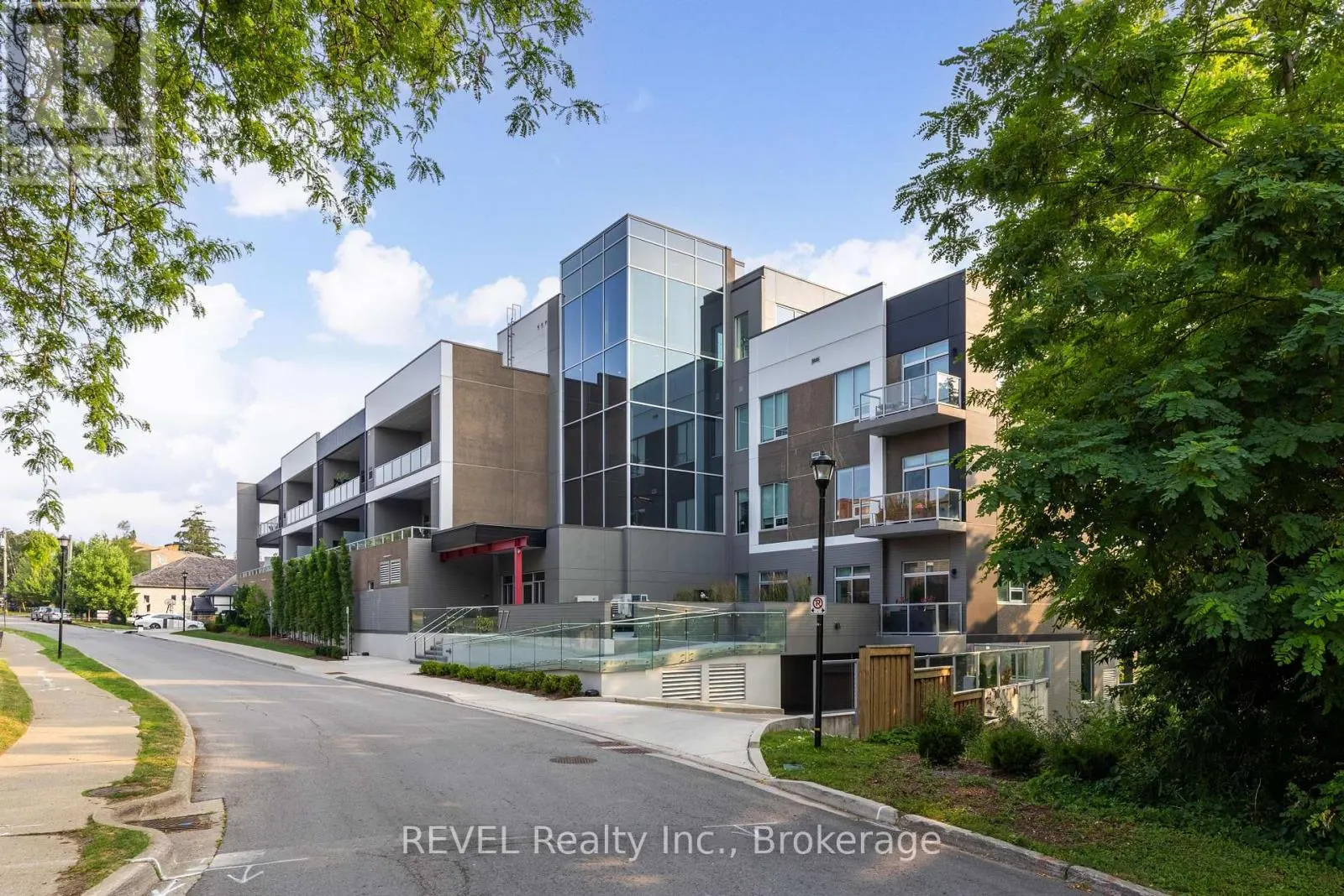 405 - 77 YATES STREET, #405