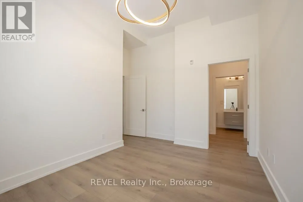 405 - 77 YATES STREET, #405