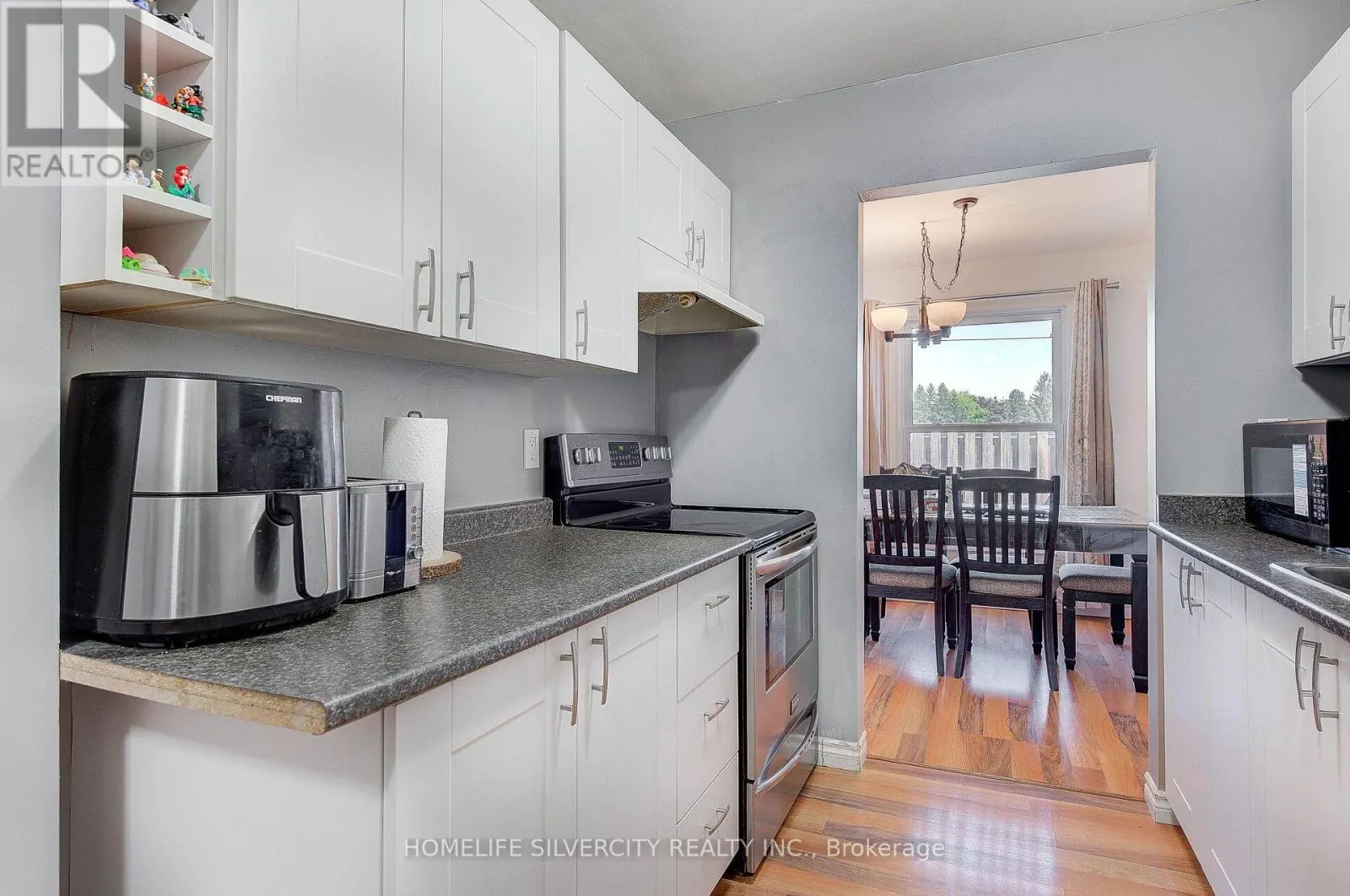 183 DEVERON CRESCENT