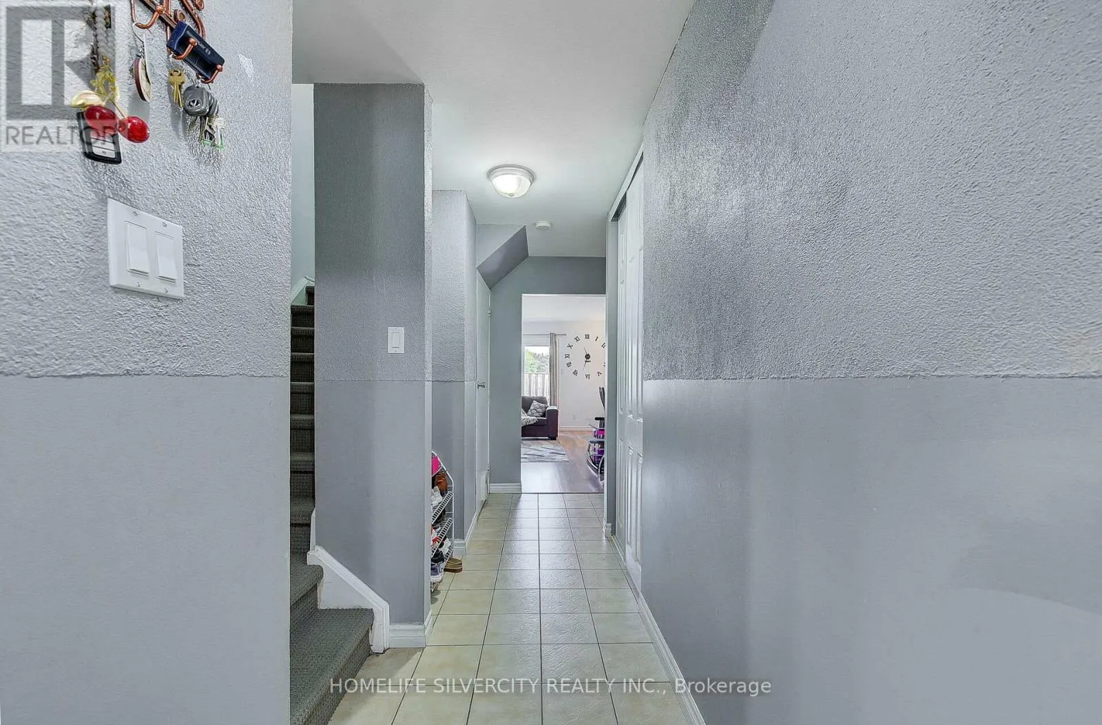 183 DEVERON CRESCENT
