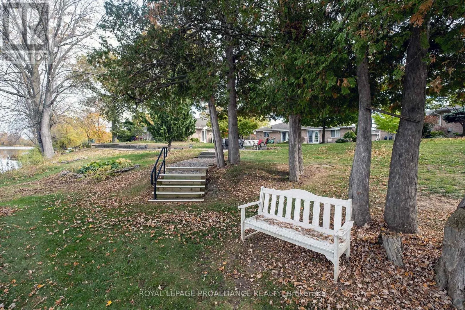 8 - 351 CANNIFTON ROAD N, #8