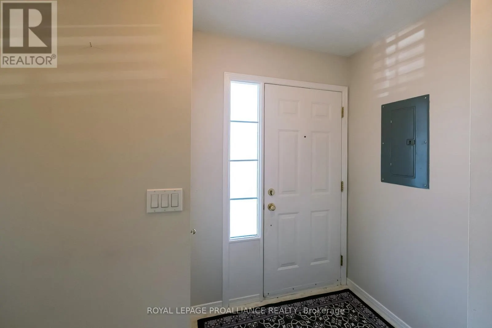 8 - 351 CANNIFTON ROAD N, #8