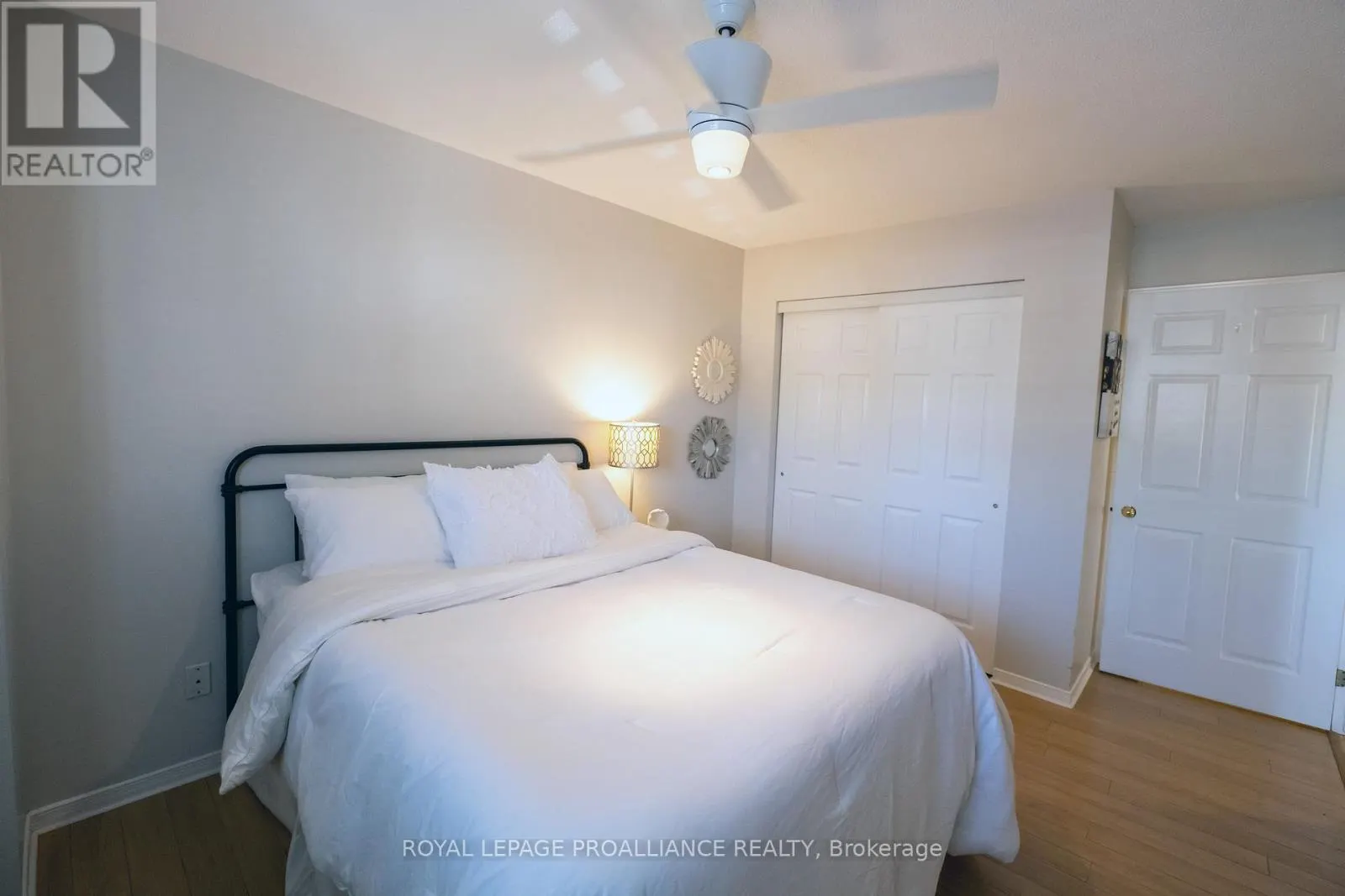 8 - 351 CANNIFTON ROAD N, #8