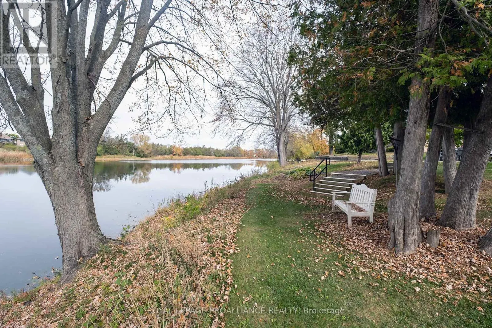 8 - 351 CANNIFTON ROAD N, #8