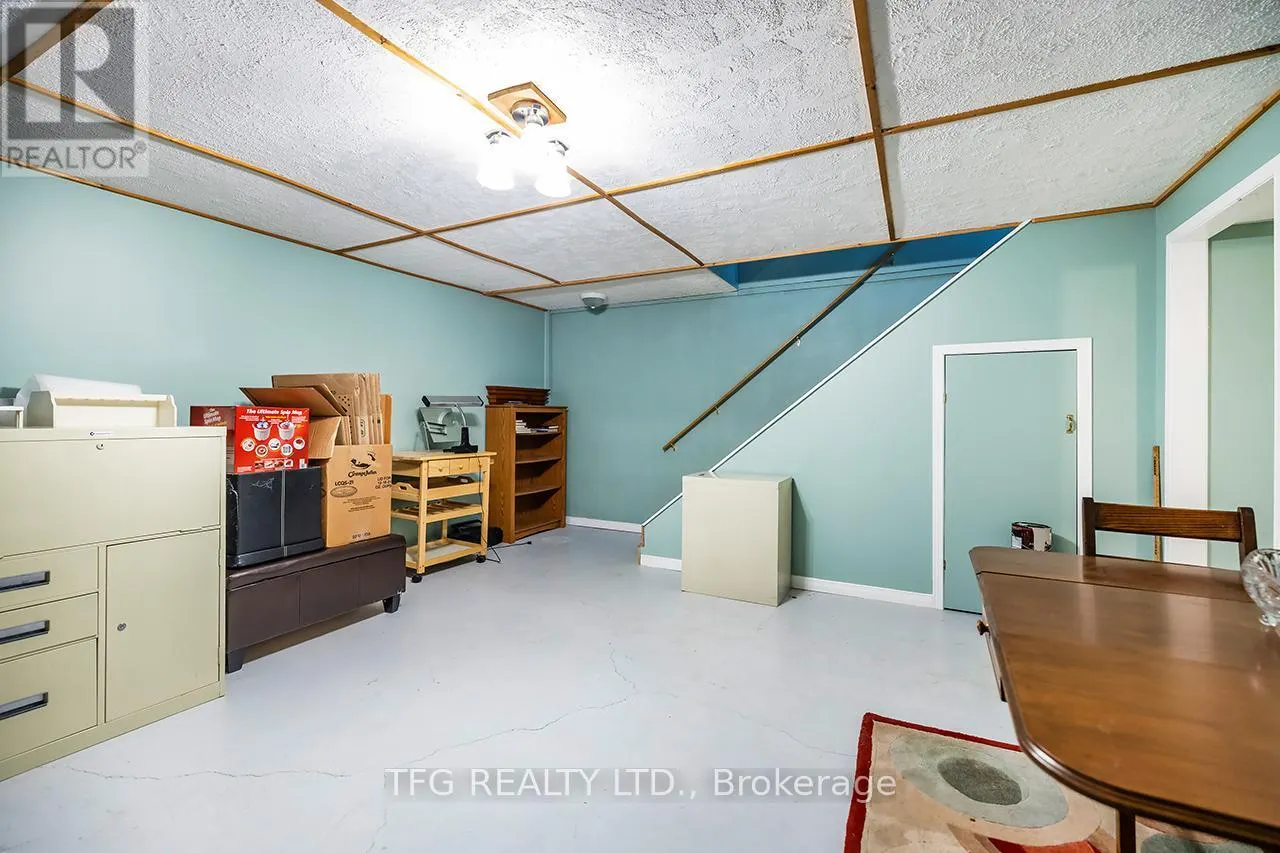 789 CRAWFORD DRIVE