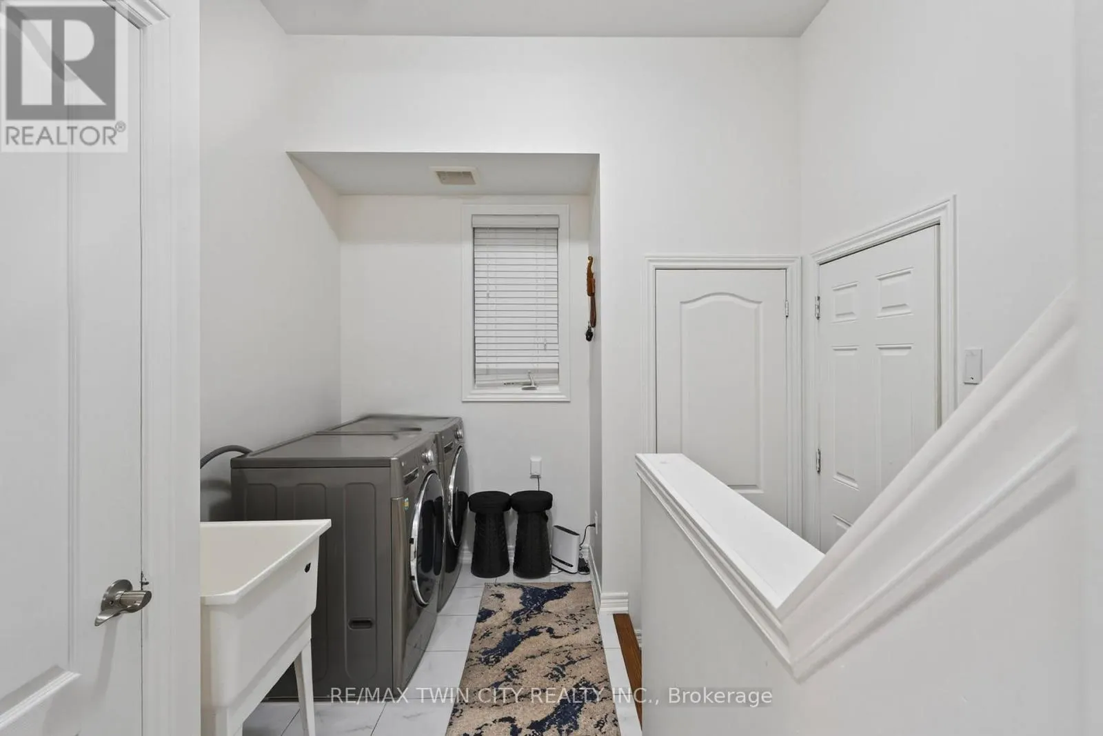 411 LINDEN DRIVE