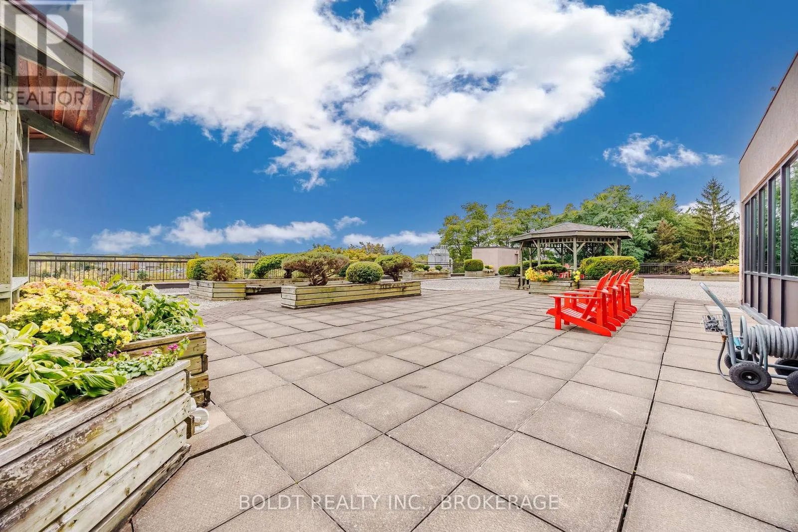 505 - 7 GALE CRESCENT, #505