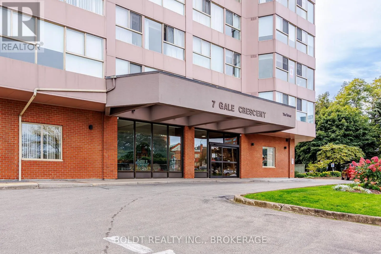 505 - 7 GALE CRESCENT, #505