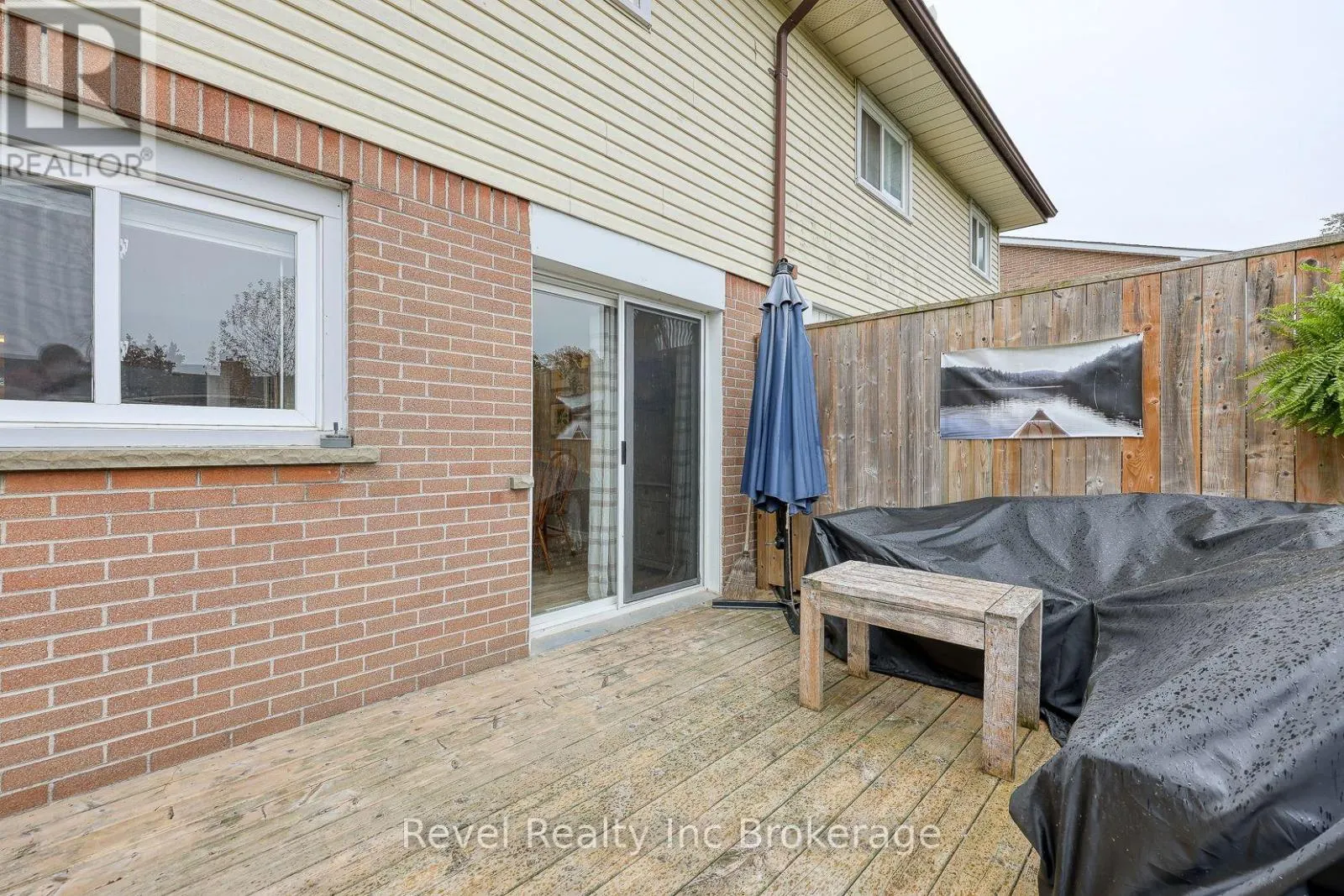 1011B VANIER AVENUE