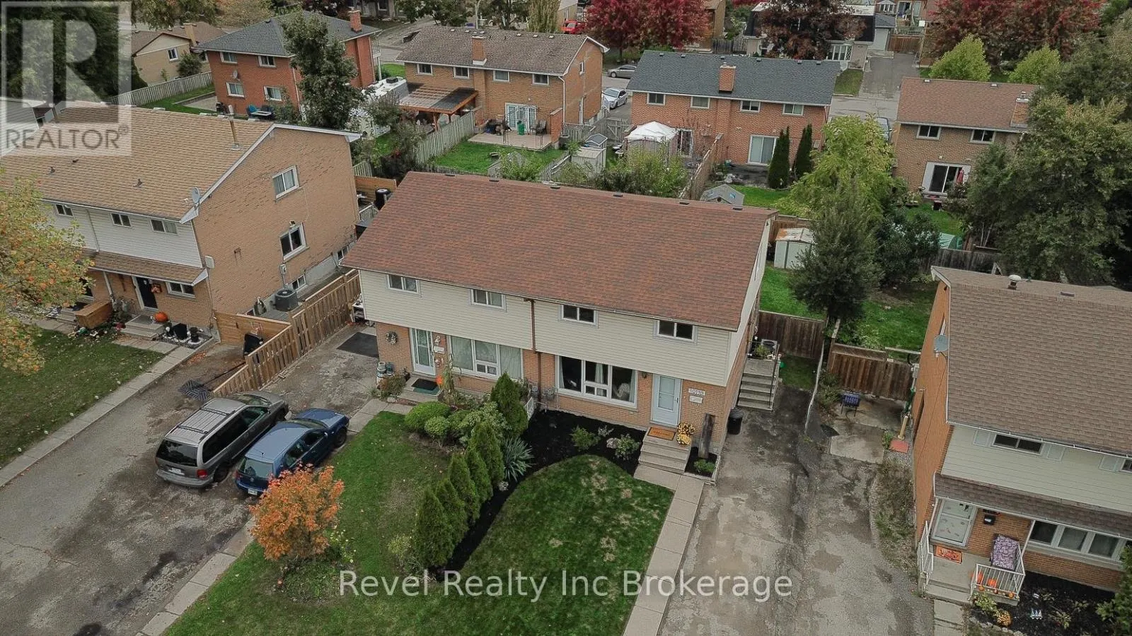 1011B VANIER AVENUE