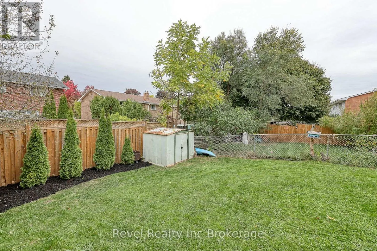 1011B VANIER AVENUE