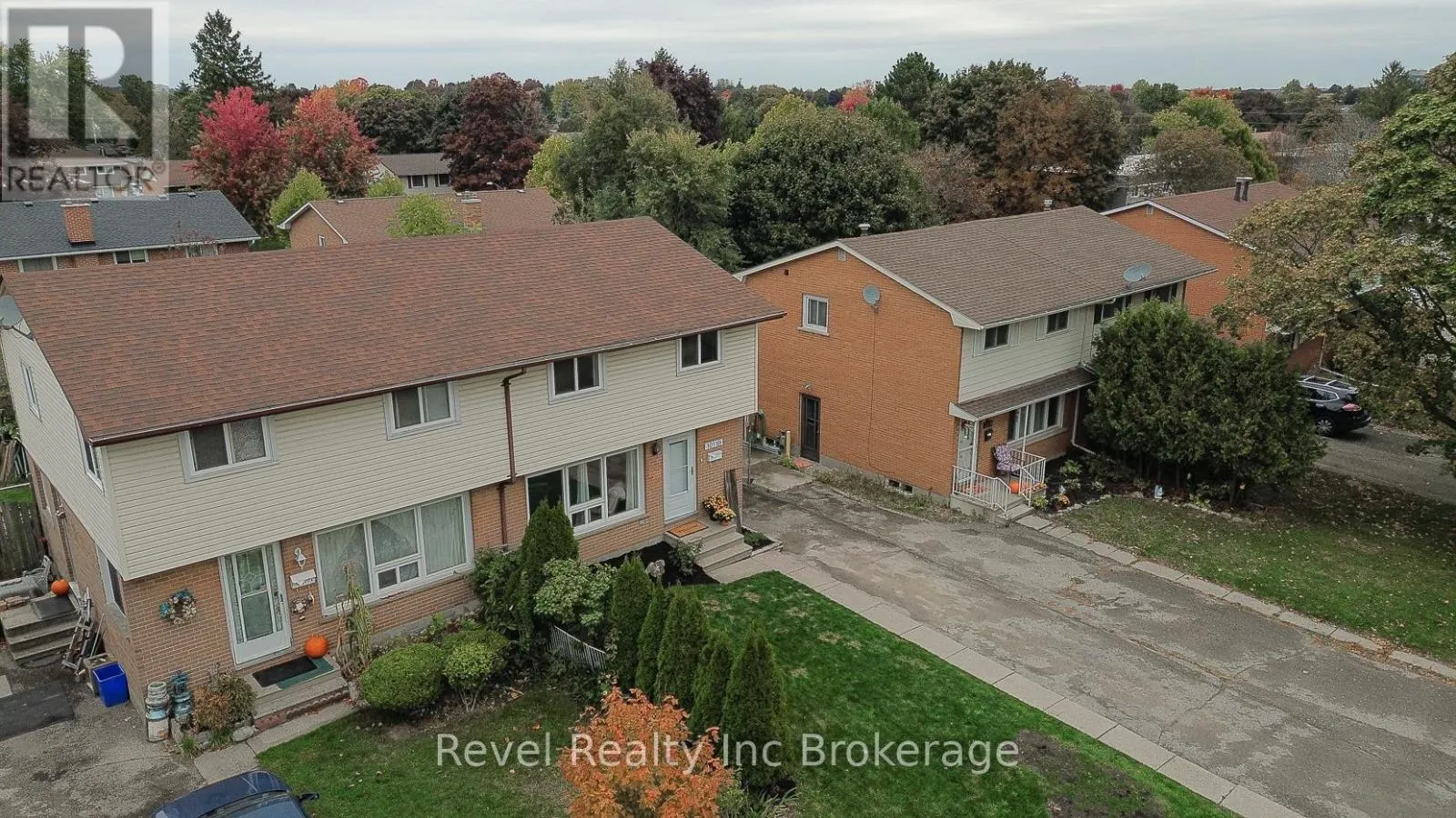 1011B VANIER AVENUE