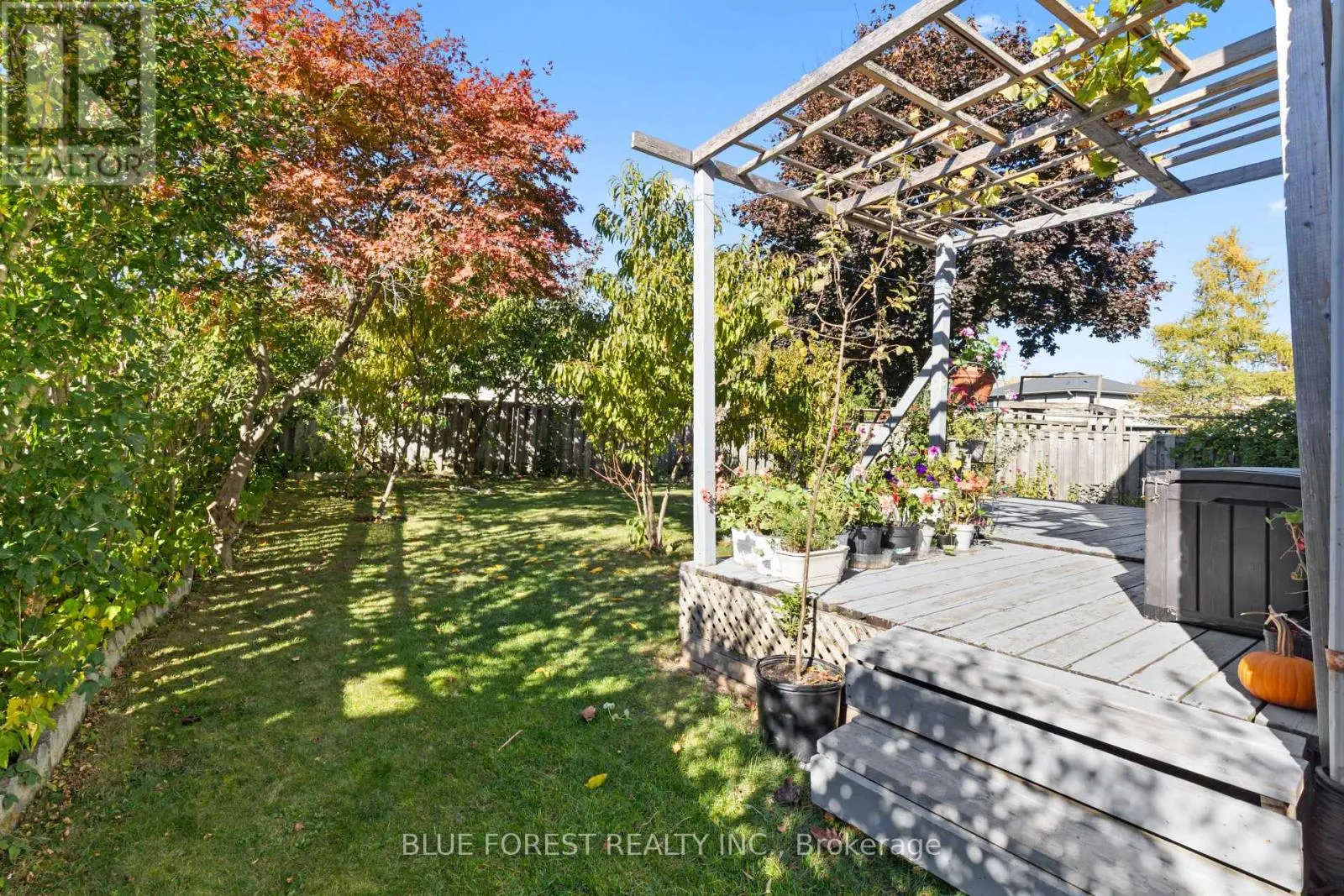 7 FAIRCHILD CRESCENT